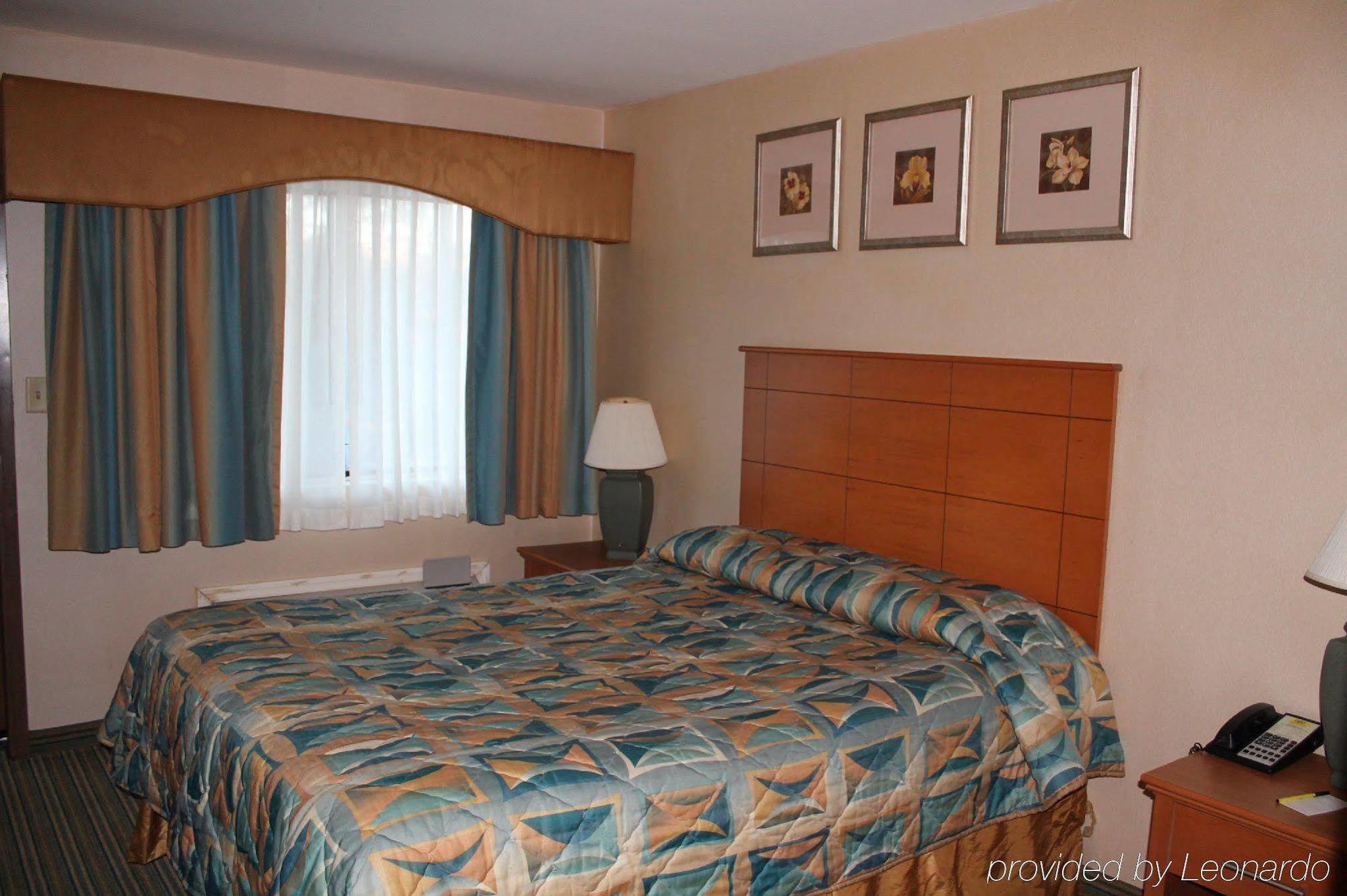 Express Inn - Wall Farmingdale Oda fotoğraf